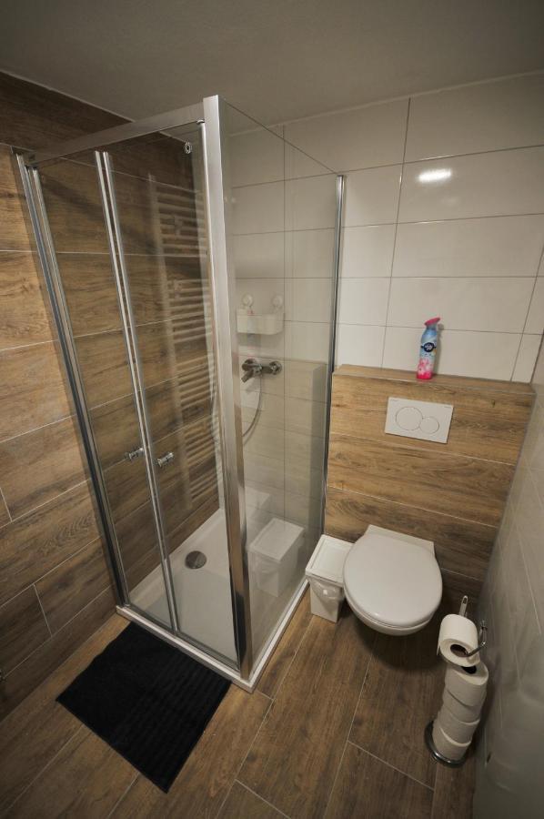 Malovany Dvorecek Dolni Dunajovice Ngoại thất bức ảnh